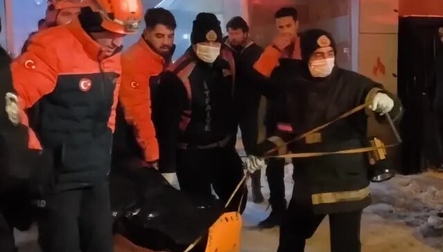 Kars’ta asansör boşluğuna düşerek ölen gencin cesedi, 2 gün sonra bulundu
