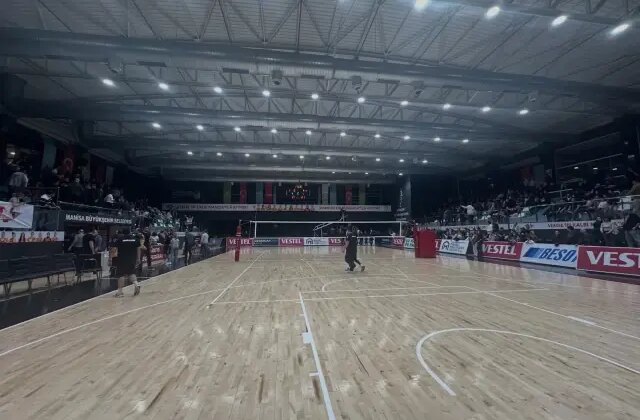 Karşıyaka filesinde Manisa’ya sert tepki