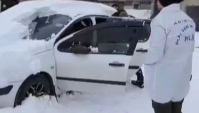 Kayıp olarak aranıyordu, kara gömülmüş araçtan cesedi çıktı