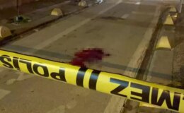 Kız kavgasında 4 yerinden bıçaklanan genç ağır yaralandı