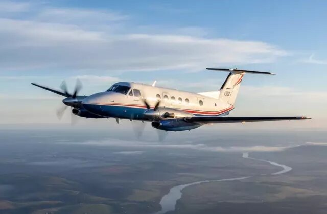 Kolombiya’da içinde 16 kişinin bulunduğu küçük uçak radardan kayboldu