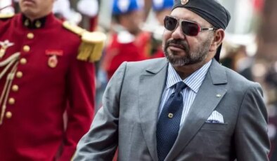 Kral 6. Muhammed, 1386 kişiyi affetti