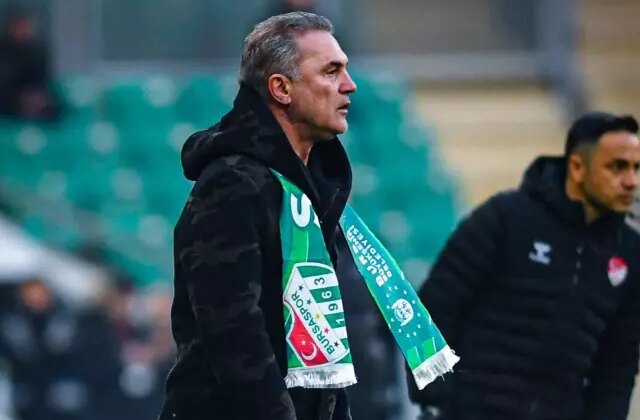 Lider Bursaspor’da sürpriz ayrılık