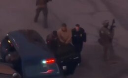 Maduro ve eşi, ABD mahkemesine götürüldü! İşte o anlar