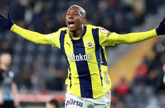 Menajeri İstanbul’a geldi! Talisca imzayı atıyor