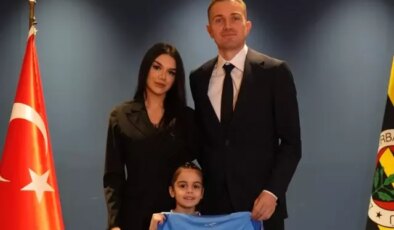 Mert Günok resmen Fenerbahçe’de