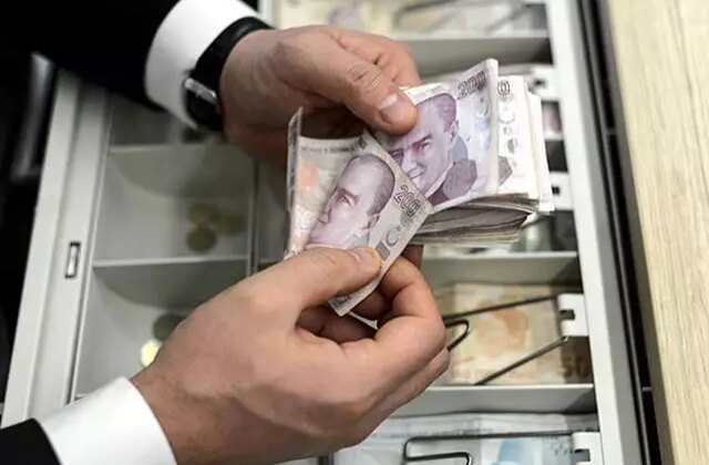 Milyonlarca çalışanı ilgilendiriyor! 4 aylık tazminat alabilirsiniz