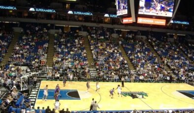 Minneapolis’te tansiyon yüksek: ICE operasyonu sonrası NBA maçı ertelendi