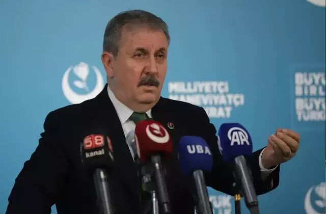 Mustafa Destici’den Venezuela tepkisi: ABD’nin operasyonunu kınıyorum