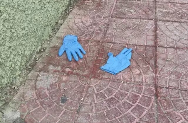 Oğluna da ismini verdiği en yakınını baltayla öldürdü