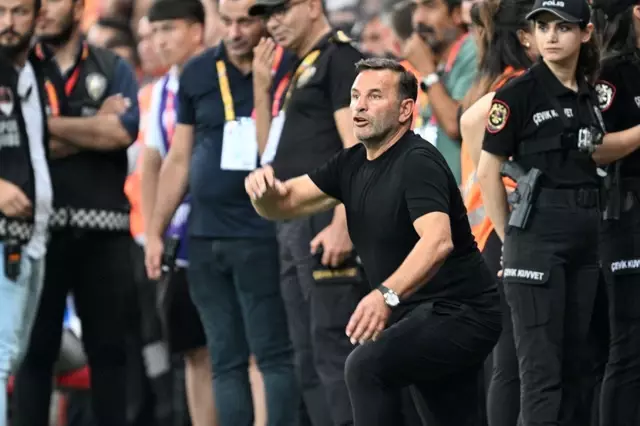 okan buruk taraftarin yeni bir isim bekledigi 19436921 8286 o