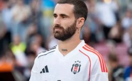 Olay adam Rafa Silva Beşiktaş taraftarının sinir uçlarıyla oynamaya devam ediyor