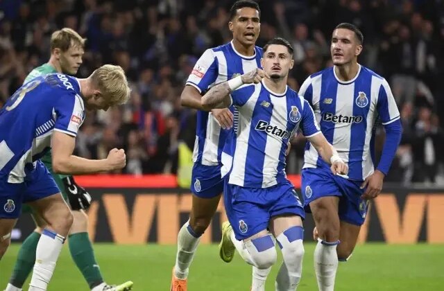 Önlerine geleni yeniyorlar! Bu takımı durdurabilene aşk olsun