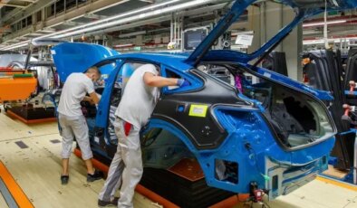 Otomobil devi fabrikayı kapattı, AB işsiz kalanlar için 380 milyon TL destek verdi