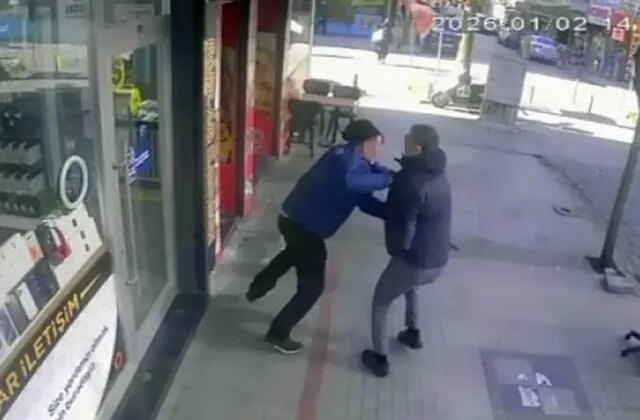 Oyuncak silahla kuyumcu soymaya kalktı, sonrasında olanlar bomba