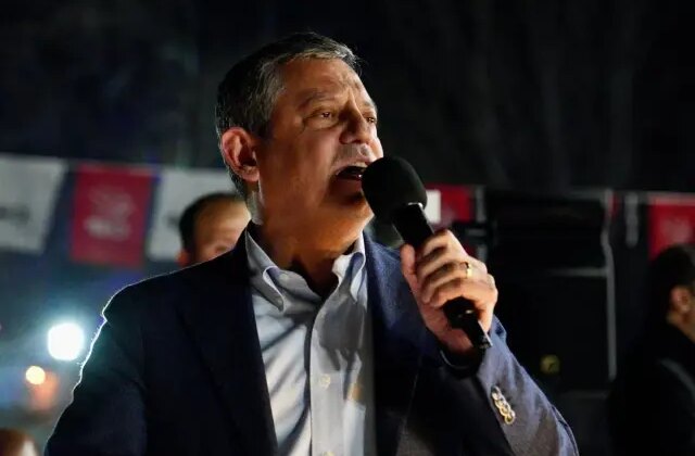 Özgür Özel’den 5 il ve ilçede ‘seçimler yenilensin’ çağrısı