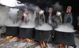 Para etmeyen ürünü 5 günlük emek harcayarak kilosunu 300 TL’den satıyorlar