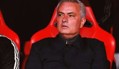 Peri masalı! Mourinho’nun Benfica’sı 90+8’de kalecisinin attığı golle Real Madrid’i devirdi ve ilk 24’e kaldı