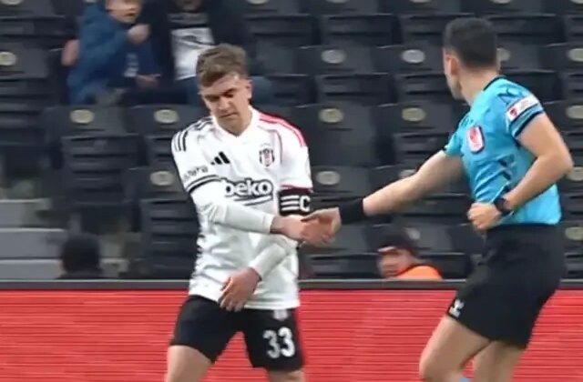 Rıdvan Yılmaz’dan alkış toplayan Fair-Play örneği