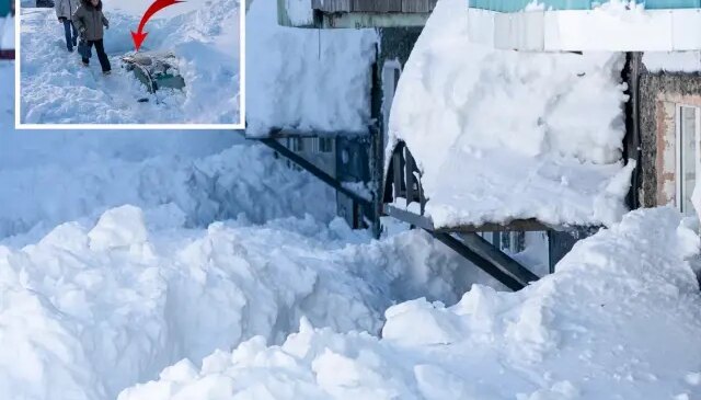 Rusya’nın Kamçatka Yarımadası’nda son 30 yılın en yoğun kar yağışı yaşanıyor