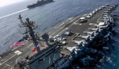 Savaş çanları çalıyor! Dev uçak gemisi bölgeye ulaştı, iptal haberleri art arda geldi