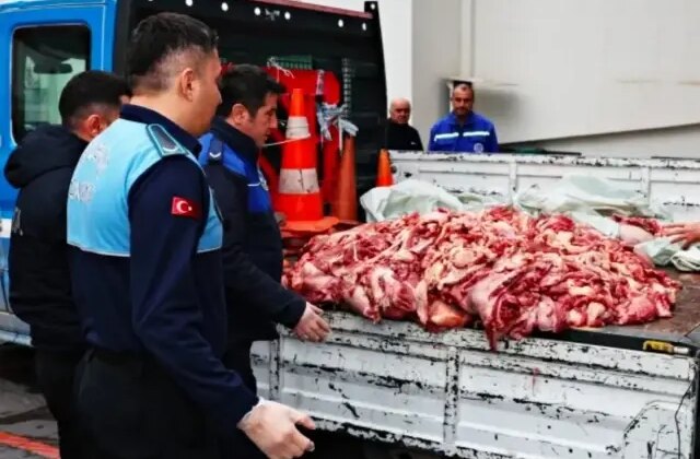 Şehri ayağa kaldıran görüntü: Hepsini vatandaşa yedireceklerdi