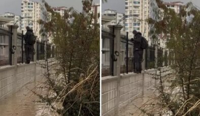 Selde kaldırım kayboldu, hastane duvarından yürüyerek geçti! O anlar kameralarda