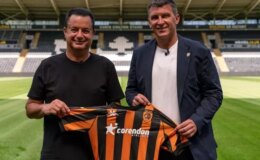 Sergej Jakirovic’in oğlu, dünya devine imza attı