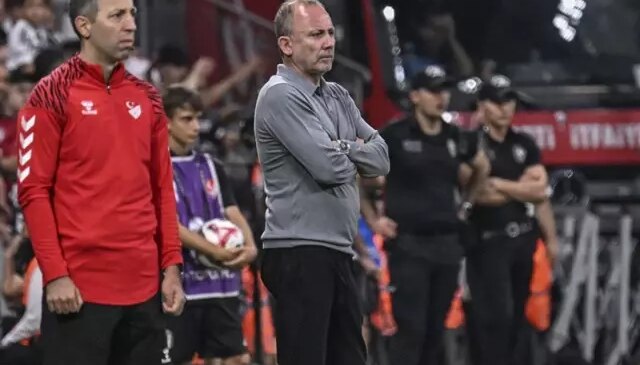 Sergen Yalçın turnayı gözünden vuruyor! İki dünya yıldızı birden