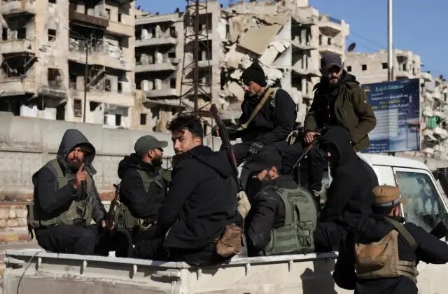 Suriye: Aranan suçlular ve eski rejim unsurları terör örgütü YPG/SDG saflarında