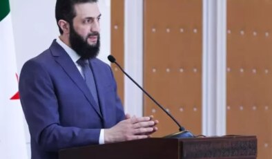 “Suriye’de özerk yönetim sona eriyor mu?” sorusuna Şara’dan net yanıt