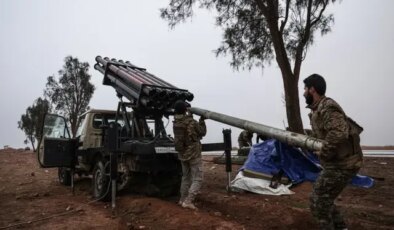 Suriye ordusu Rakka’ya yaklaşıyor! Deyrizor da YPG’den temizlendi