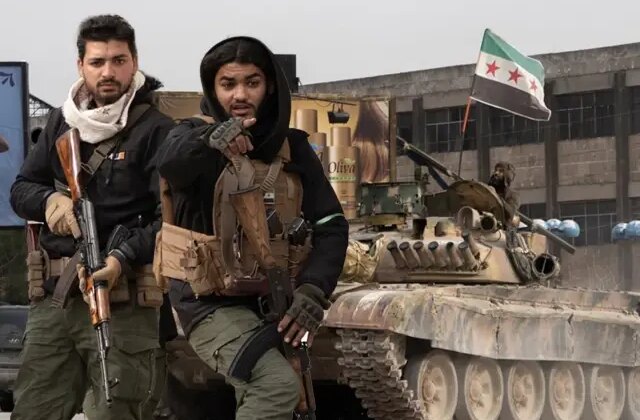 Suriye ordusu, YPG’ye yönelik nokta operasyonlarına devam ediyor! 142 bin kişi tahliye edildi