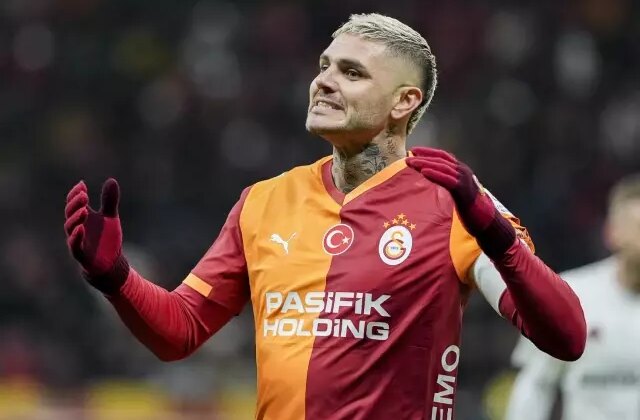 Taraftarlardan Mauro Icardi’ye ateş püskürdü