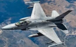 Tayvan’da F-16 savaş uçağı eğitim uçuşunda düştü