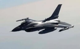 Tayvan’da F-16 savaş uçağı eğitim uçuşunda düştü