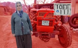 Traktörünün plakası başına bela oldu! Ceza üstüne ceza yağıyor