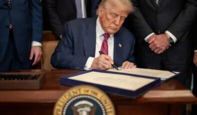 Trump, Küba’ya petrol satan ülkeleri tehdit etti