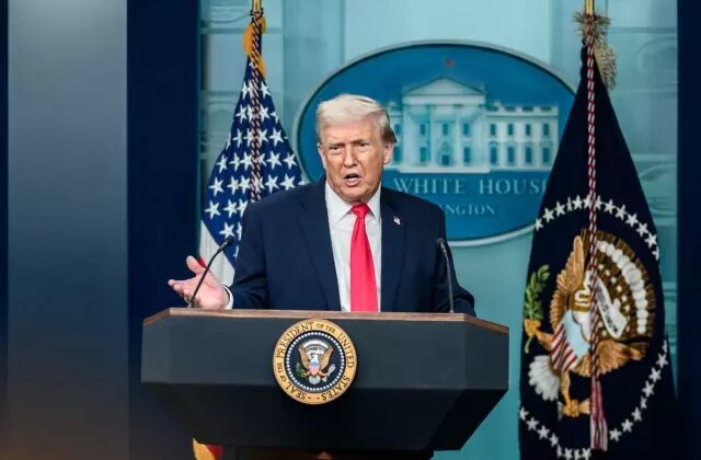 Trump Venezuela baskınında kullanılan gizemli silahı açıkladı