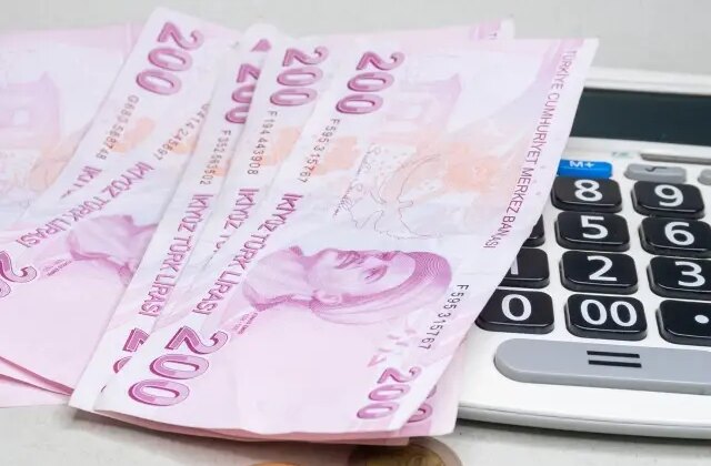 Tüm ödemelere zam geldi! 65 yaş aylığı, evde bakım parası ve kıdem tazminatı arttı