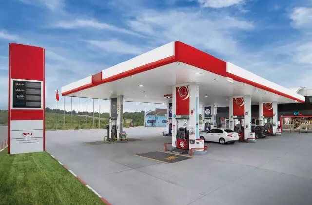 Türkiye’de 840 istasyonu olan akaryakıt devi el değiştirdi