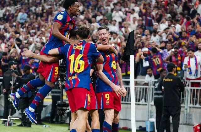 Uzatmalarda tam 3 gol! El Clasico’yu kazanan Barcelona Süper Kupa’nın sahibi