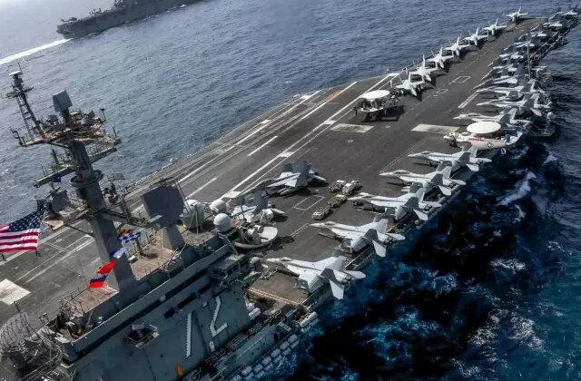 Savaş hazırlığı gibi! ABD savaş uçakları indi, savaş gemisi yola çıktı