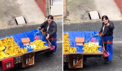 Yağmurda sırılsıklam olan seyyar satıcı, annesini suçladı