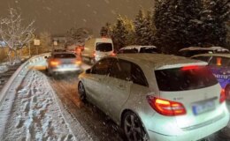 Yıllar sonra bir ilk! İstanbul yeni yıla karla girdi
