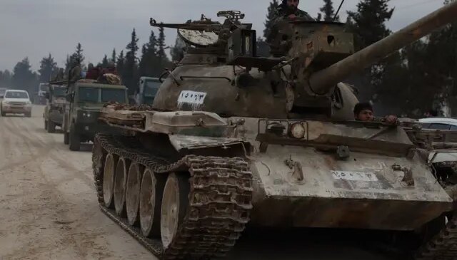 SDG unsurları çekildi, Suriye ordusu stratejik önemdeki Tabka’ya girdi