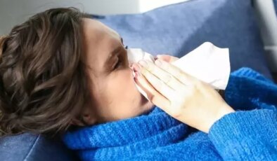 Yunanistan’da hastanelerde yoğunluğa yol açan grip nedeniyle bir haftada 8 kişi öldü