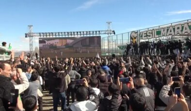 12 puan farkla liderler! Seyircisiz maçta dev ekran kuruldu, tam 7 gol attılar