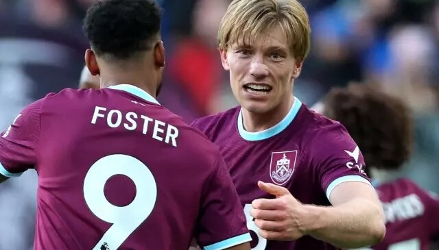 15 dakika içinde 3-0’dan geri döndükleri maçta 90+3’te dramatik son