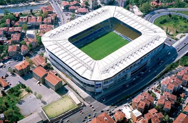 3 aday var! Fenerbahçe’de transfer için son gün çılgınlığı